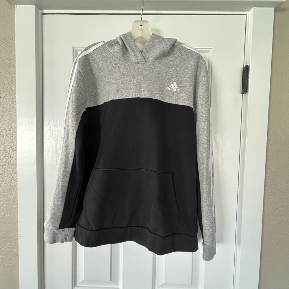 Adidas Boys XL Hoodie